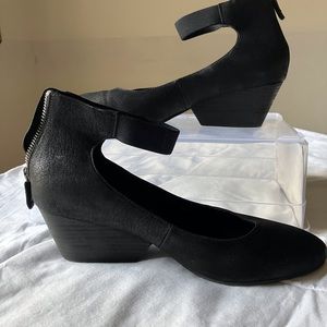 Black Eileen Fisher Shoes Sz 8.5
